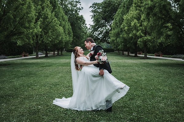 Emily & Kyle-292.jpg